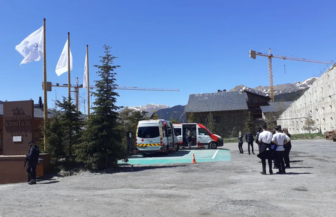 La unitat medicalitzada avançada de la Creu Roja a Soldeu.