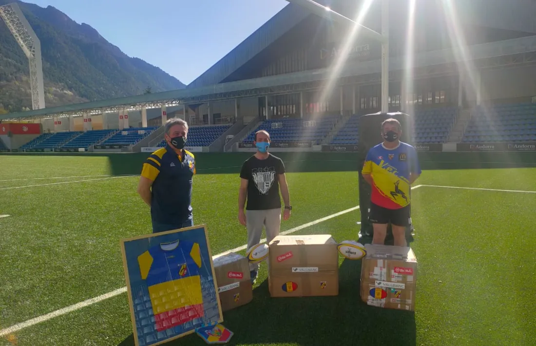 El material esportiu que s'enviarà a Guinea Equatorial. 