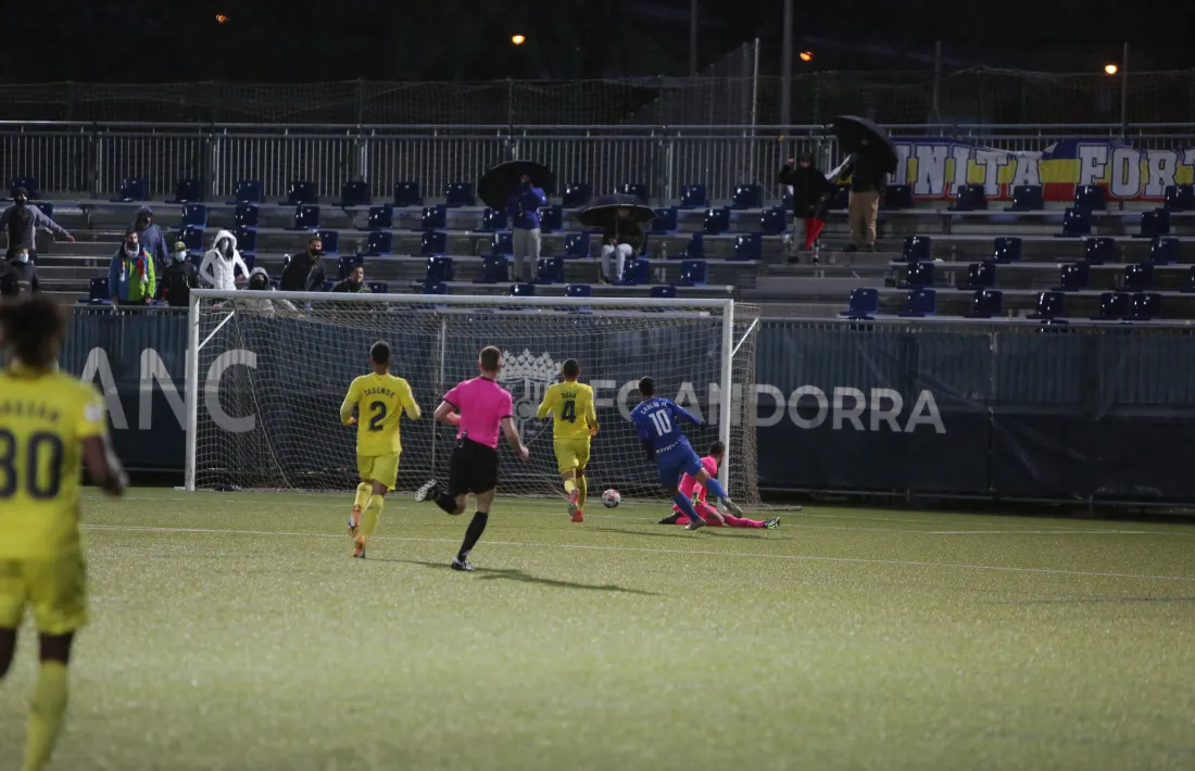 Carlos Martínez va sentenciar amb el 3 a 1 al minut 83 i va marcar el seu 101è gol a segona divisió B espanyola.Foto: Facundo Santana