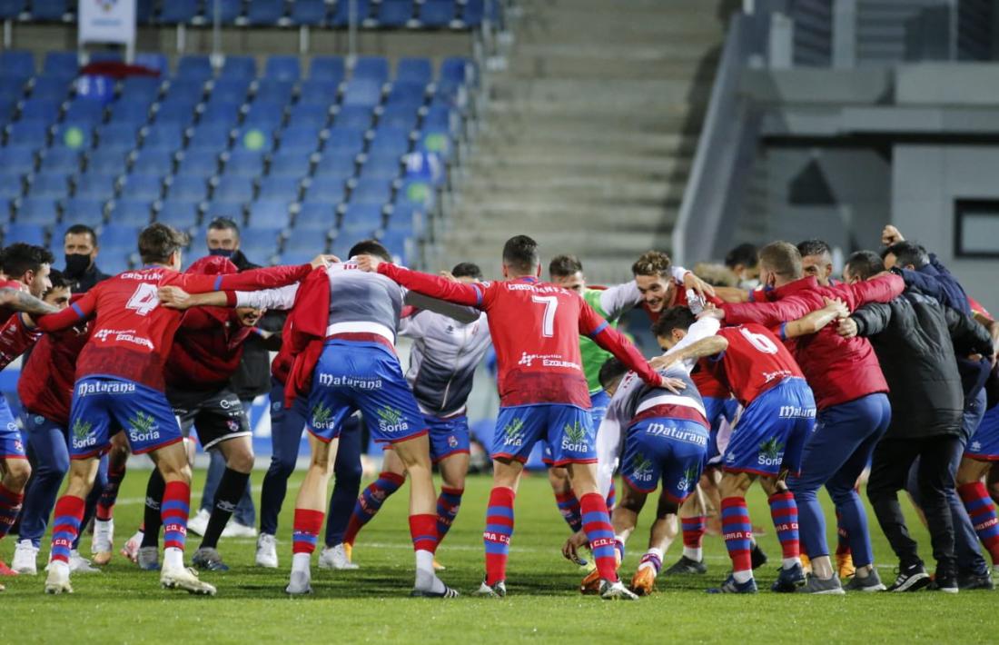 El CD Calahorra va celebrar la seva classificació pel ‘play-off’ com a millor quart. Foto: Twitter CD Calahorra