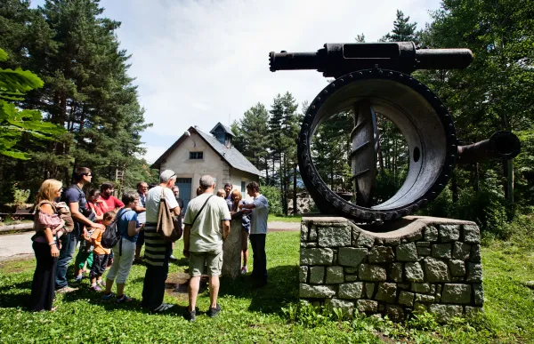 visitants_cami_hidroelectric_dengolasters1