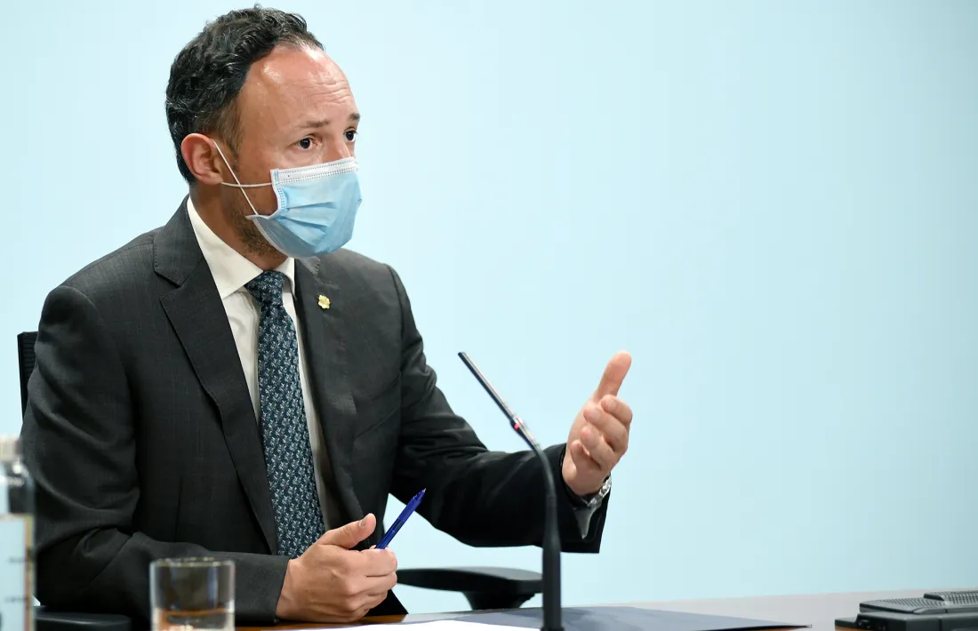 Espot en la roda de premsa d'ahir anunciant la remodelació del Govern.