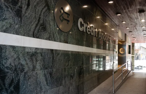 154489_154032_creditcentre-5