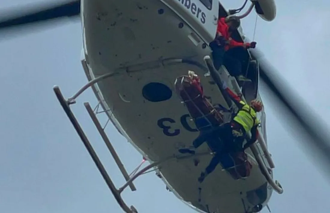 Un moment del rescat amb helicòpter. 