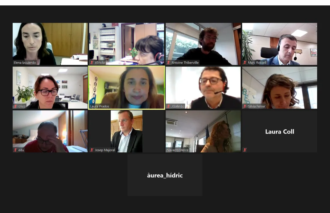 Un instant de la reunió de la comissió.