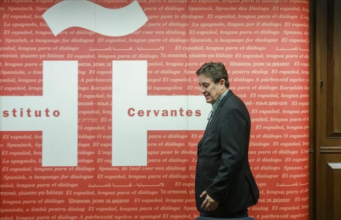 El poeta Luis García Montero dirigeix des del 2018 l’Instituto Cervantes, consagrat a la promoció de la llengua i la cultura espanyola.
