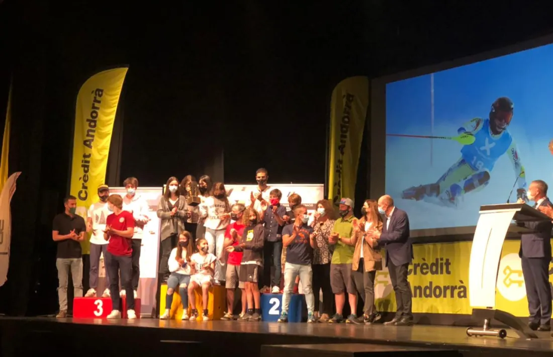 La Federació Andorrana d’Esquí va fer ahir l’entrega dels premis nacionals. Foto: FAE