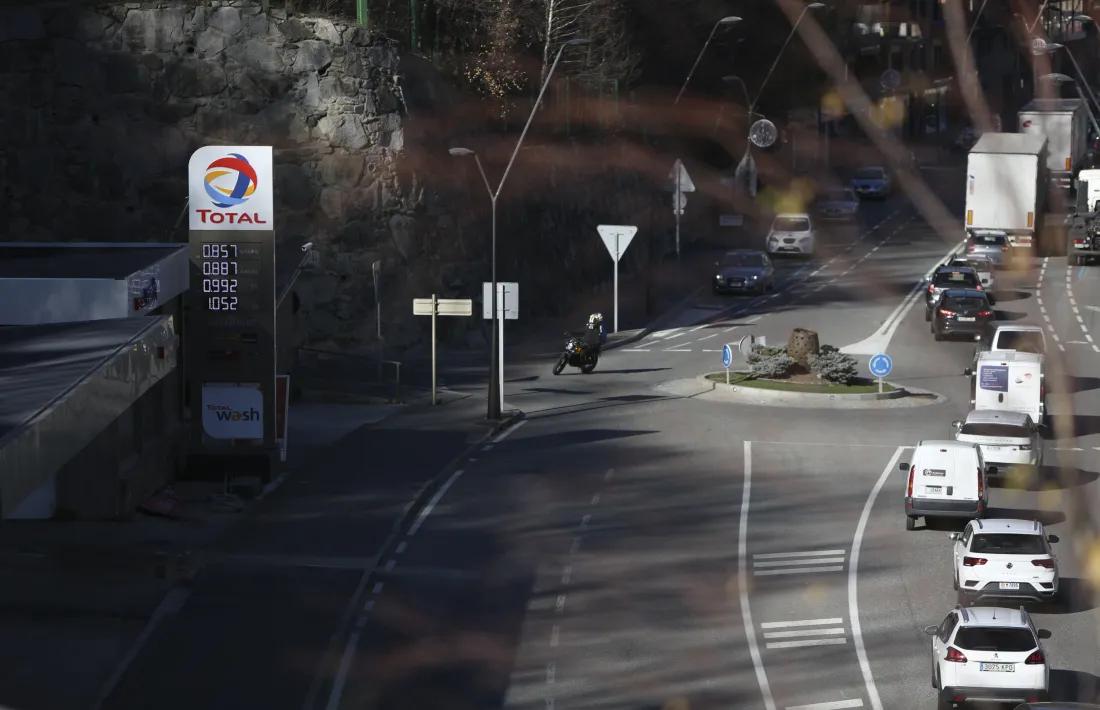 Una estació de servei del Principat.