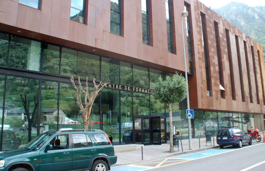 El Centre de Formació d'Aixovall.
