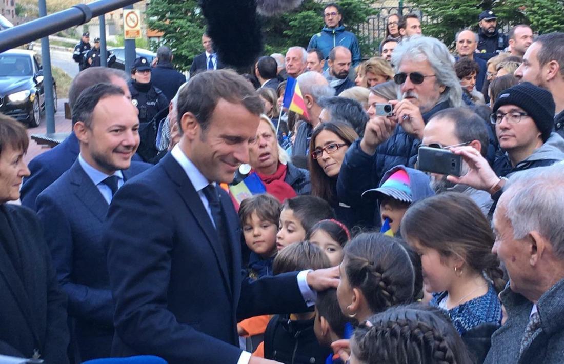 Macron amb Espot i Suñé durant la seva visita al país el setembre del 2019.