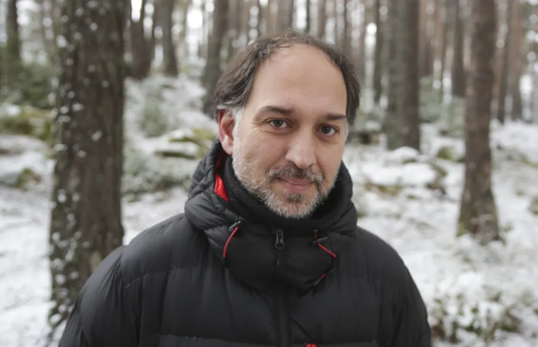 El guionista Agustí Franch, en el rodatge de 'El fred que crema', al febrer a Engolasters.