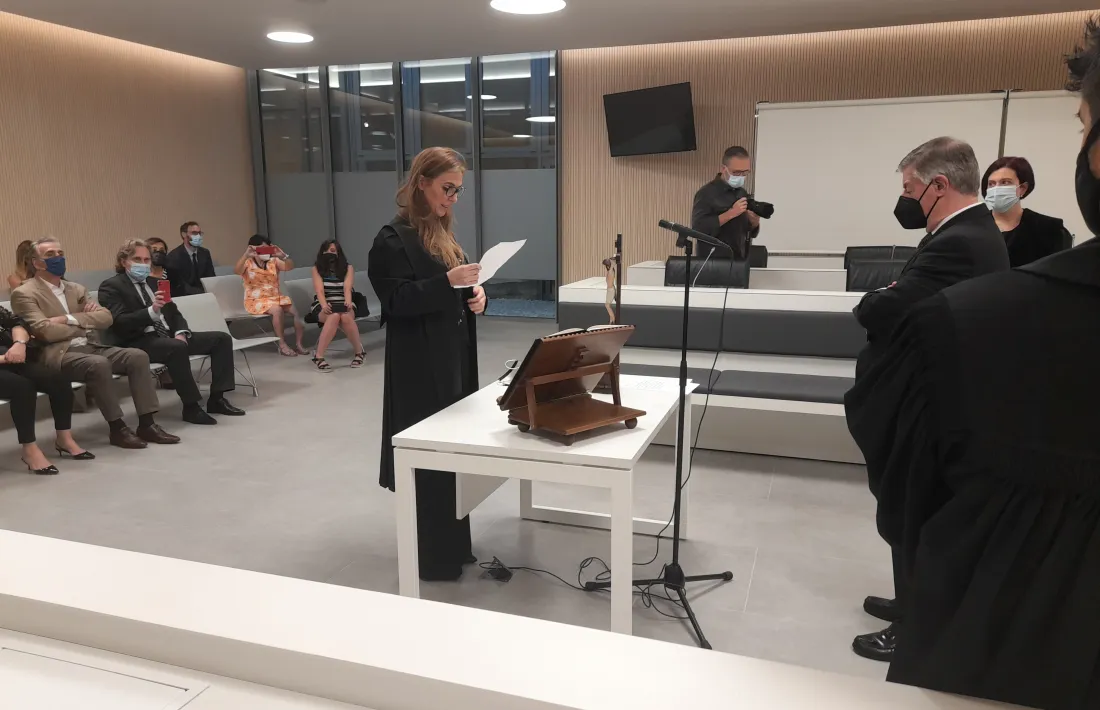 Moment del jurament de la nova batlle, aquest matí.