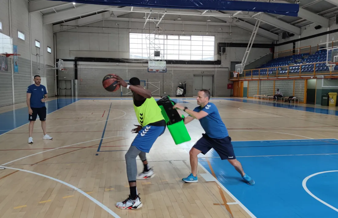 Moussa Diagne ja s'entrena a pista. Foto: BC MoraBanc Andorra