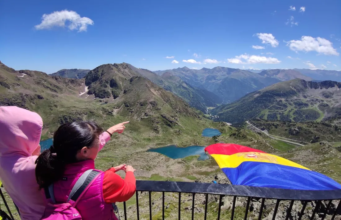 Vistes des del mirador solar de Tristaina, aquest matí.