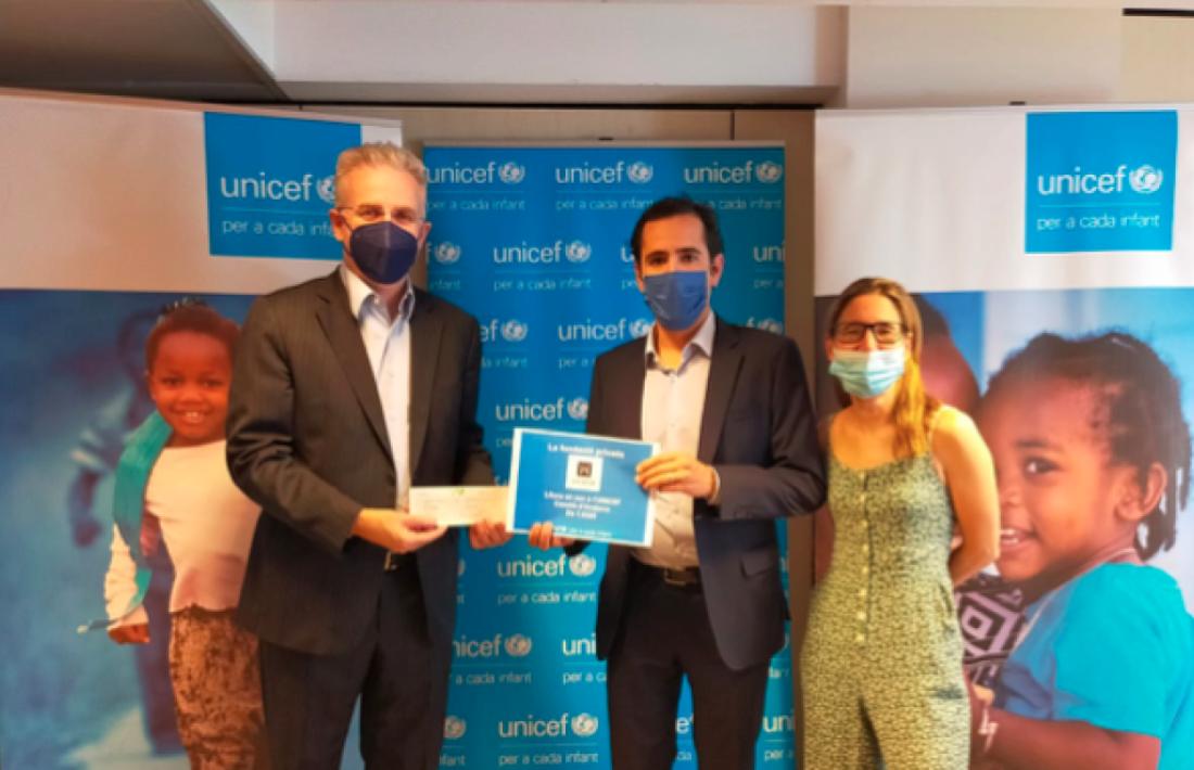 La donació de la Fundació Armor a Unicef.