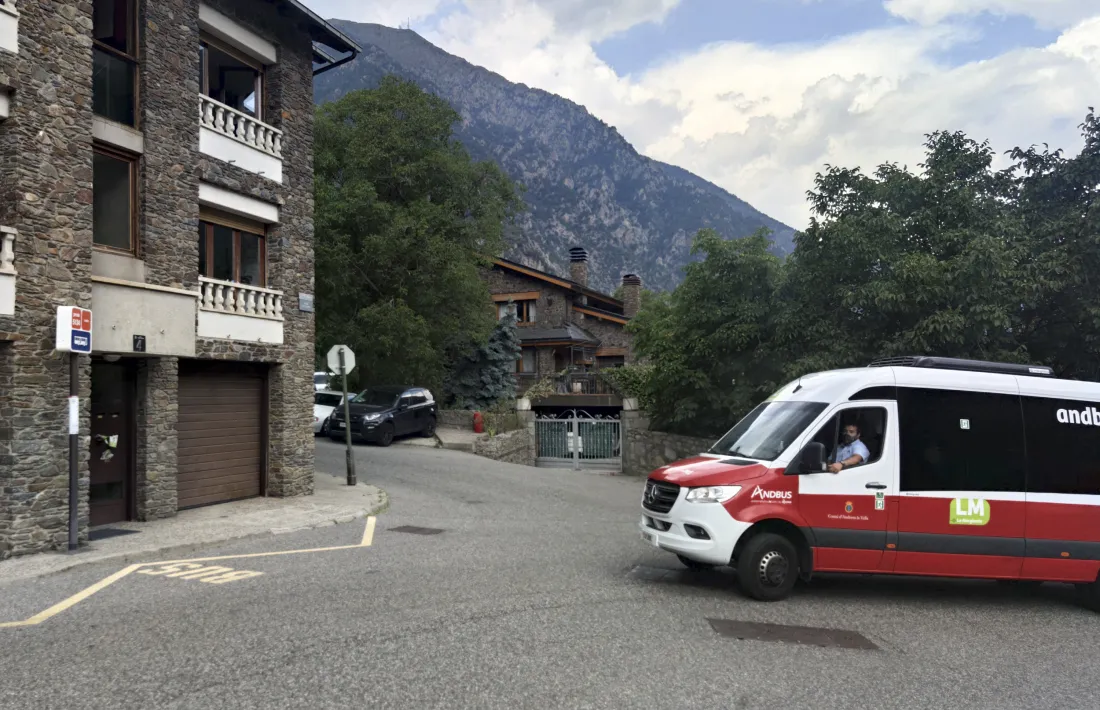Segons Nadal, el bus comunal d'Andorra la Vella fa competència deslleial.