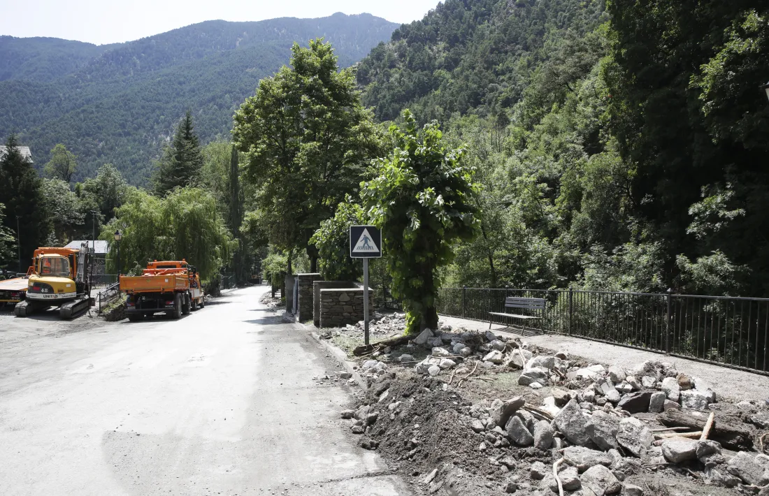 Estat en què es trobava la carretera de Bixessarri ahir.