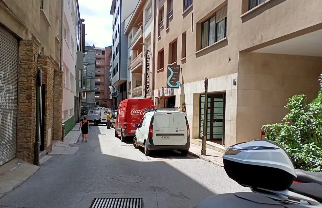 Situació del carrer La Llacuna avui.