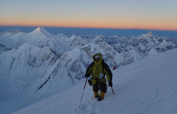 p._29_gonzalo_fernandez_gasherbrum