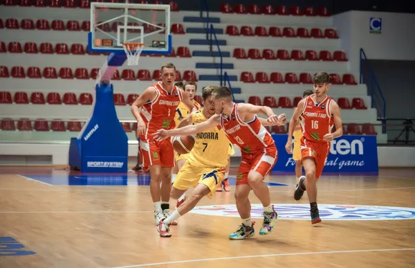 p._30_seleccio_u18_masculina_contra_gibraltar