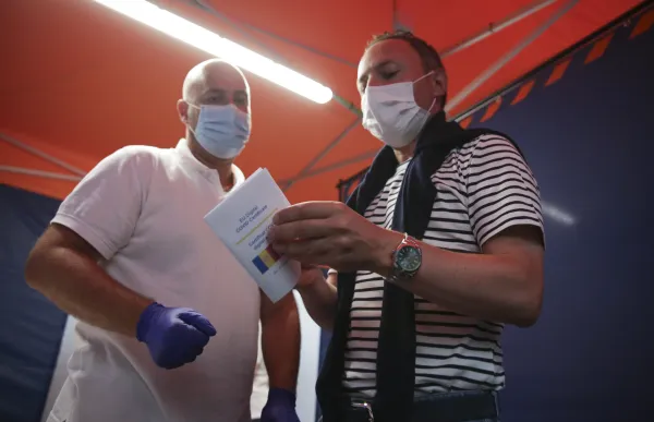 03_espot_segona_dosi_-_facundo_santana