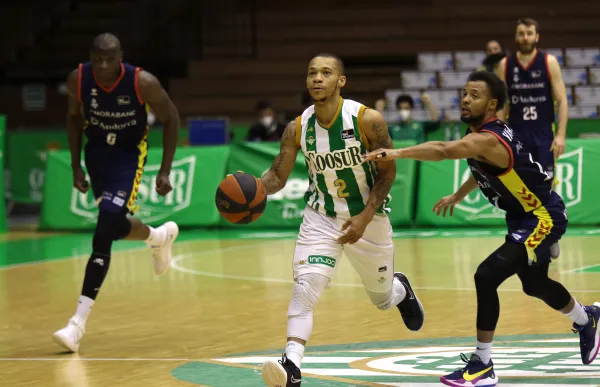 p._22_betis_vs_morabanc_firmar_acb_photo_-_d_ligero