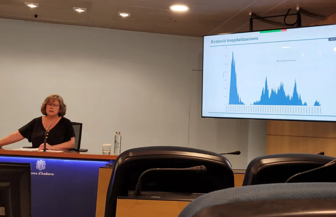 Rosa Vidal durant la roda de premsa d'aquesta tarda.