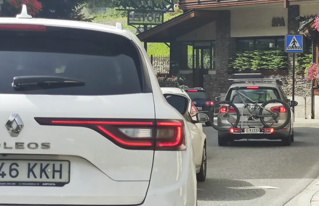 El centre de la Massana i també els seus accessos pateixen retencions diàries.