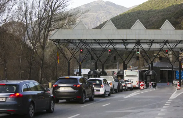 p._11_frontera_-_facundo_santana