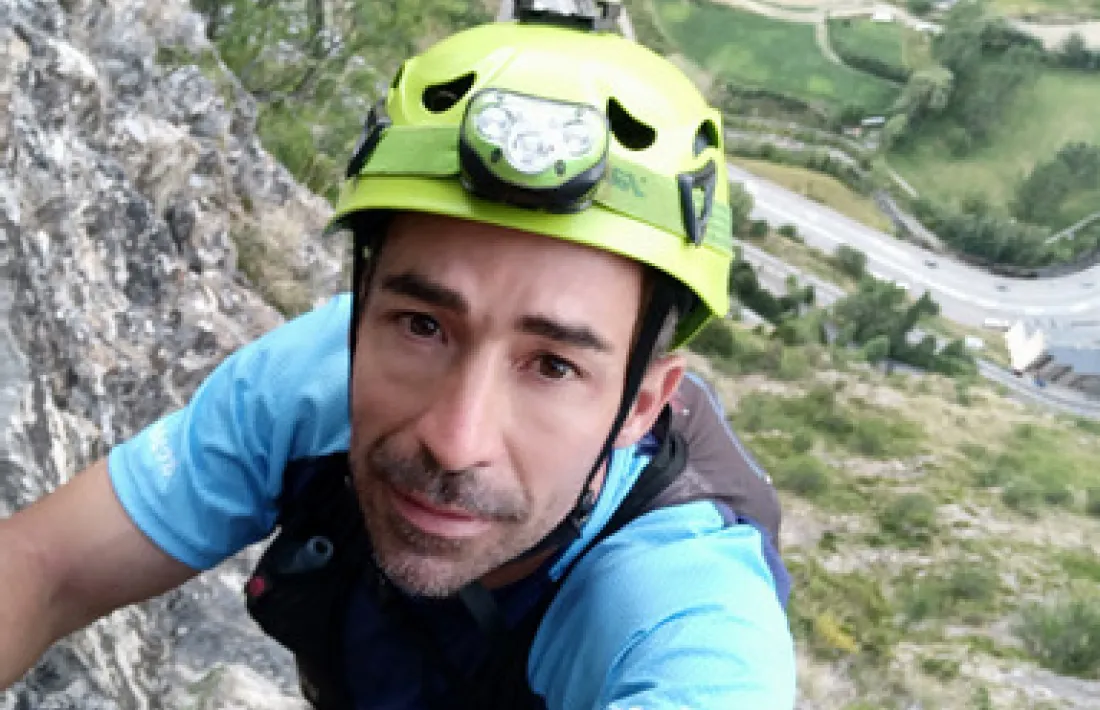 Gerard Berroya, un dia sencer ‘penjat’ dels ‘sostres’. Foto: Foto cedida per Gerard Berroya