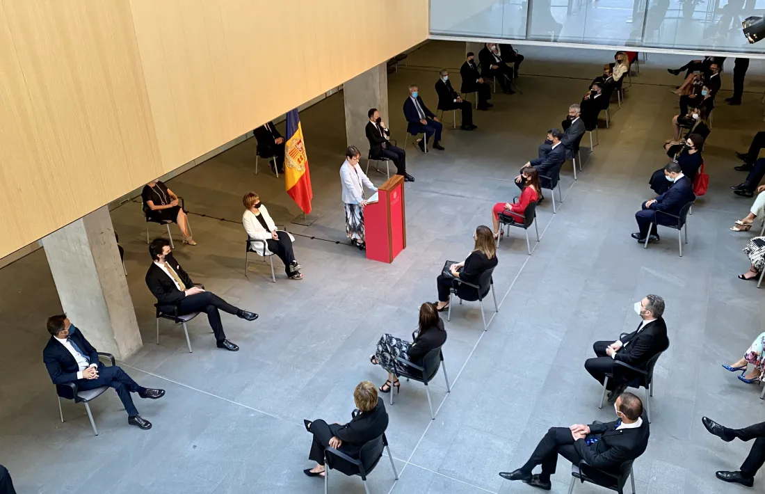 Un moment del discurs de la síndica, Roser Suñé, amb motiu del Dia de Meritxell aquest matí al vestíbul del Consell General.