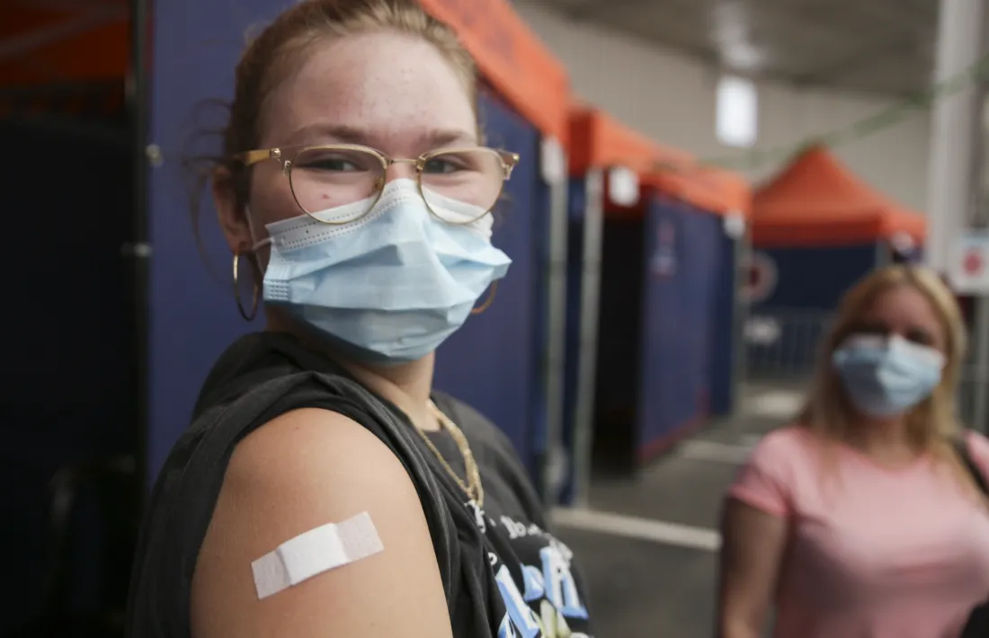 L'Alèxia és una de les joves que s'han vacunat avui.