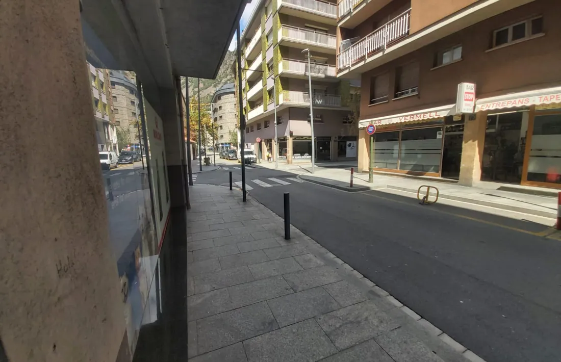 Una imatge del carrer Roger Bernat III que serà remodelat.