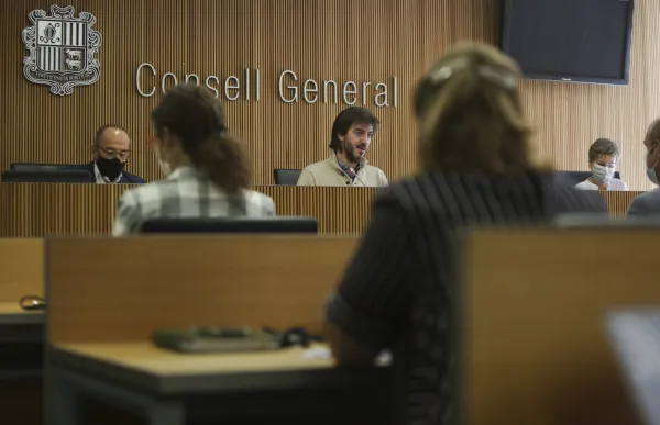 p._09_comisio_pensions_-_facundo_santana-2