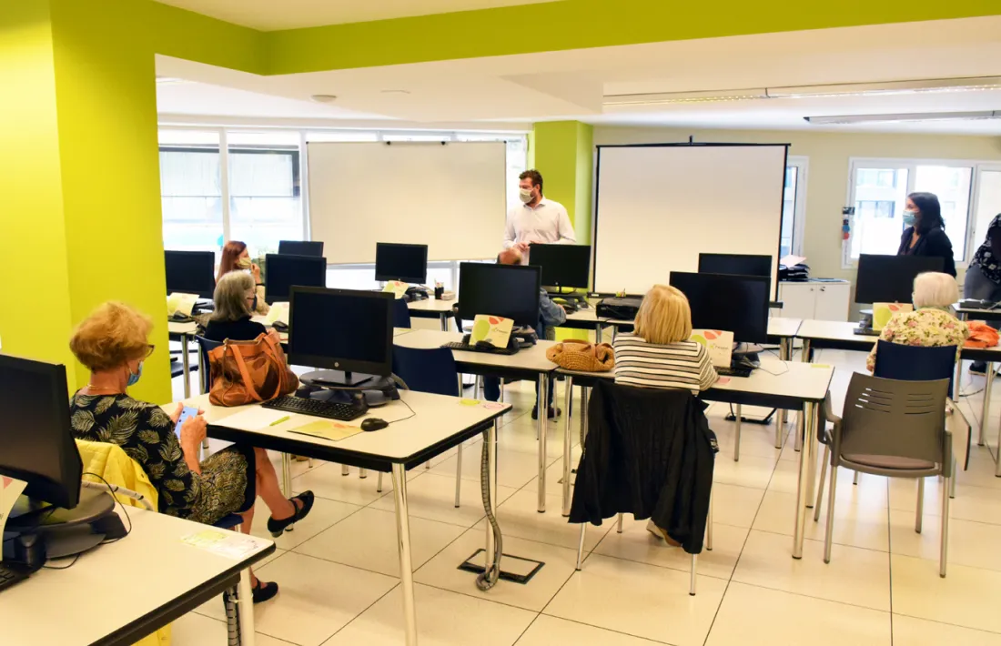 Un moment de la primera sessió d'inici de curs a L'espai.