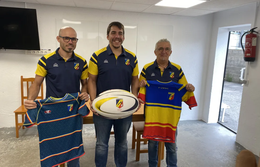 Marc Abelló, Dani Raya i Christian-Quintane, a la roda de premsa de la Federació Andorrana de Rugbi (FAR). Foto: FAR
