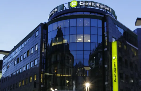 p._10.1_credit_andorra_-_bondia