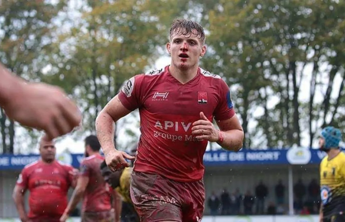 El jugador argentí es va estrenar al rugbi francès jugant amb el Niort Rugby Club de Federal 1. Foto: Niort Rugby Club