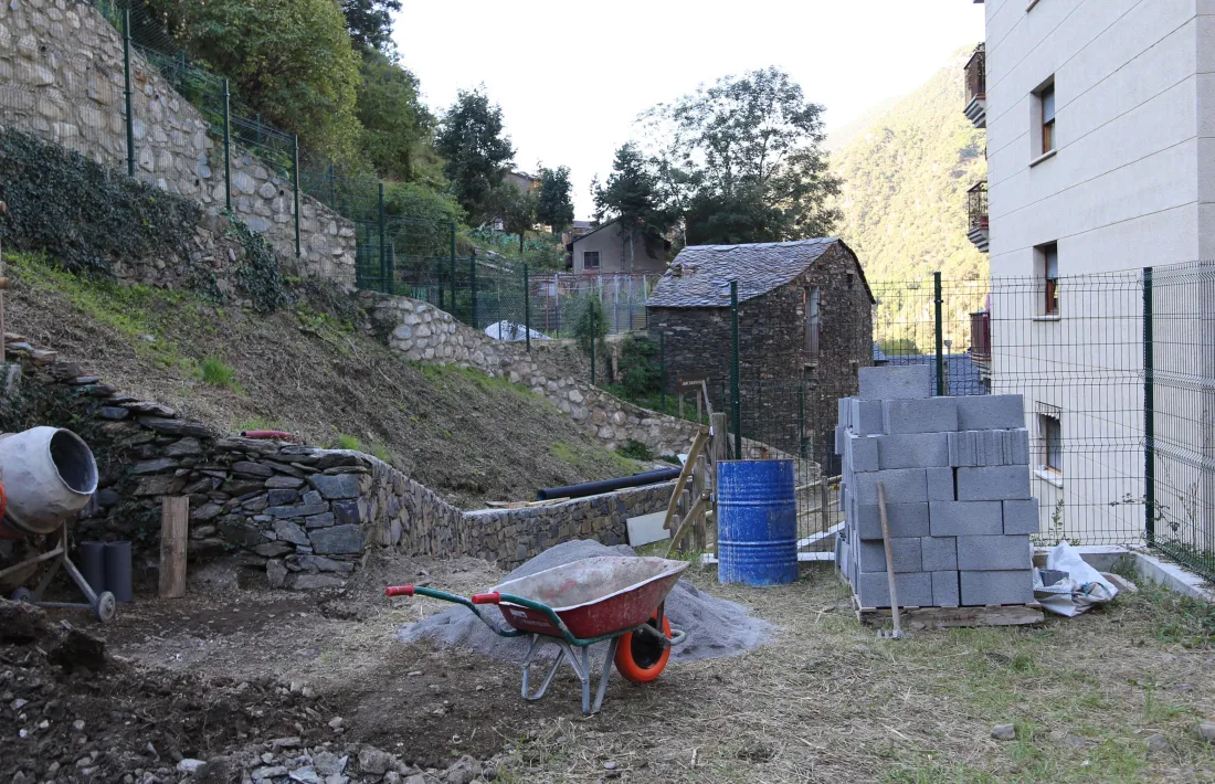 Els treballs al Camp de Perot.