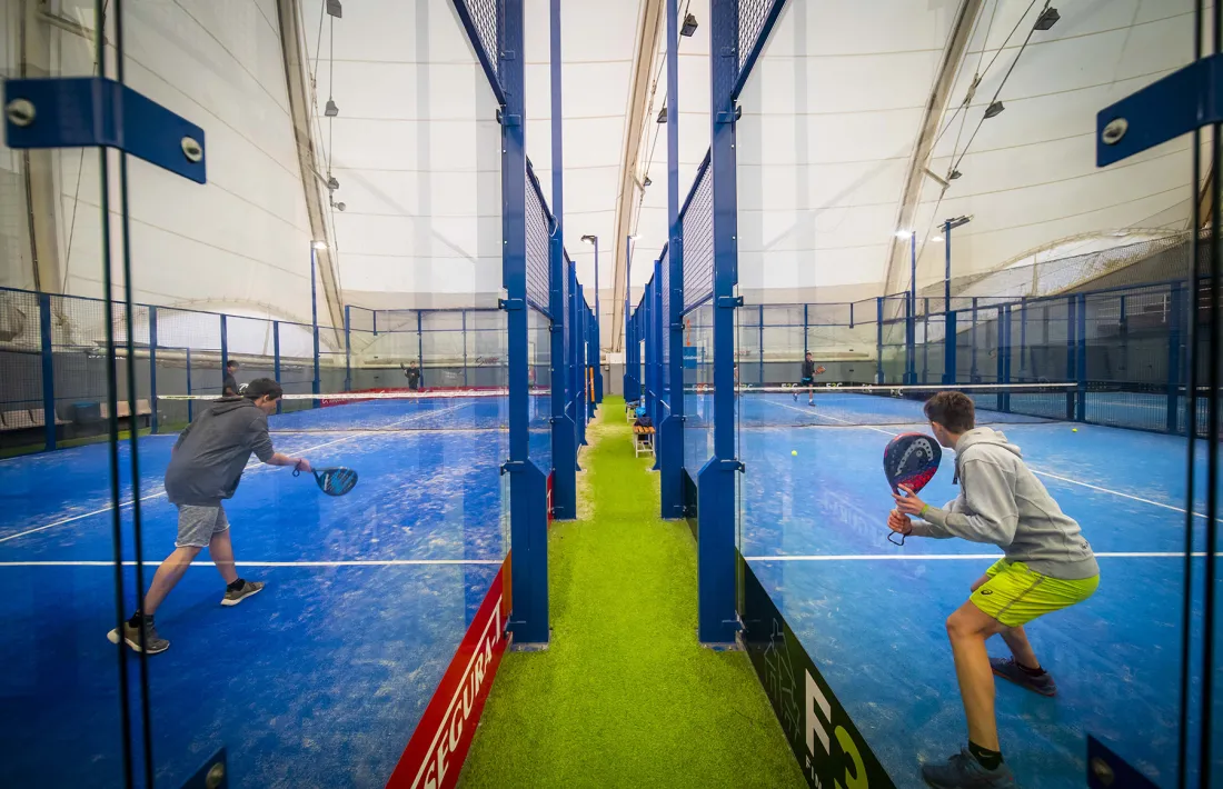 Infants participant en les activitats de les vacances de Tots Sants d'una edició anterior.