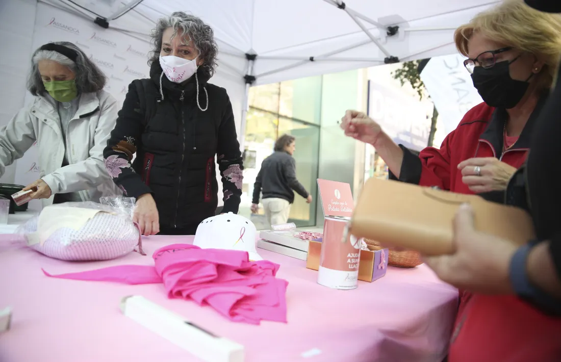 La parada de l'avinguda Carlemany, aquest matí.