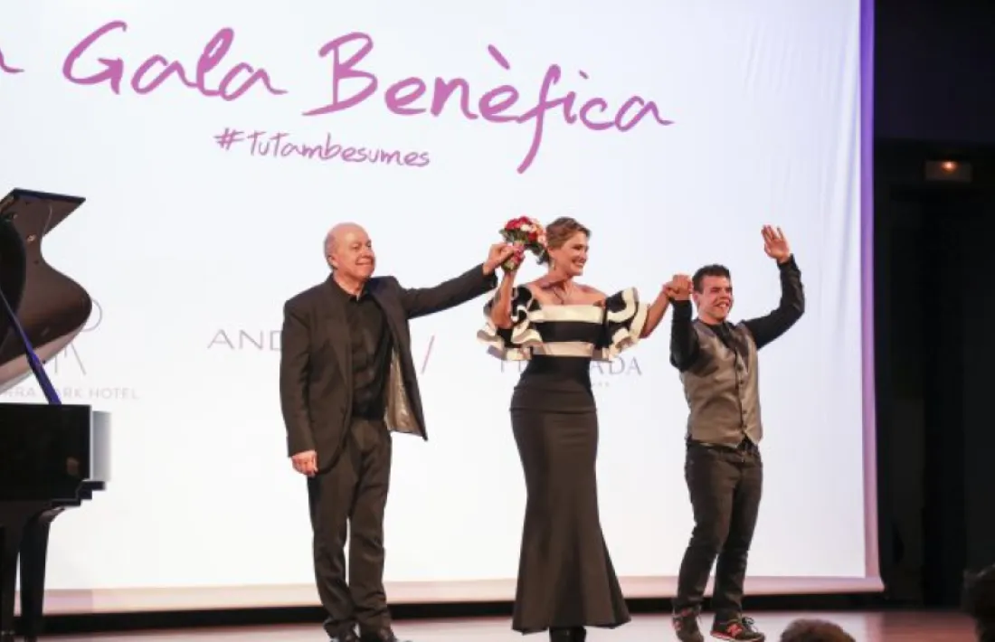 Un moment de la gala celebrada per recaptar fons per al càncer infantil.
