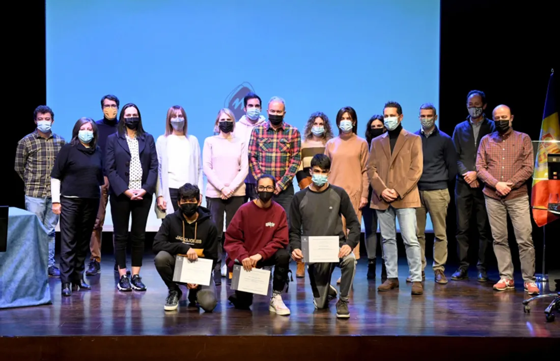 Els joves que han pres part en el curs.