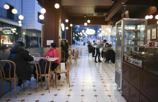 p._03_restauracio_-_facundo_santana