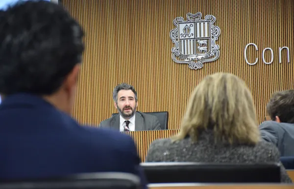 p._07_eric_jover_a_comissio_finances_i_pressupost_agenc_lg