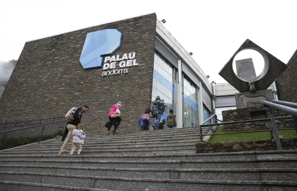 p._08_palau_de_gel_-_facundo_santana_1