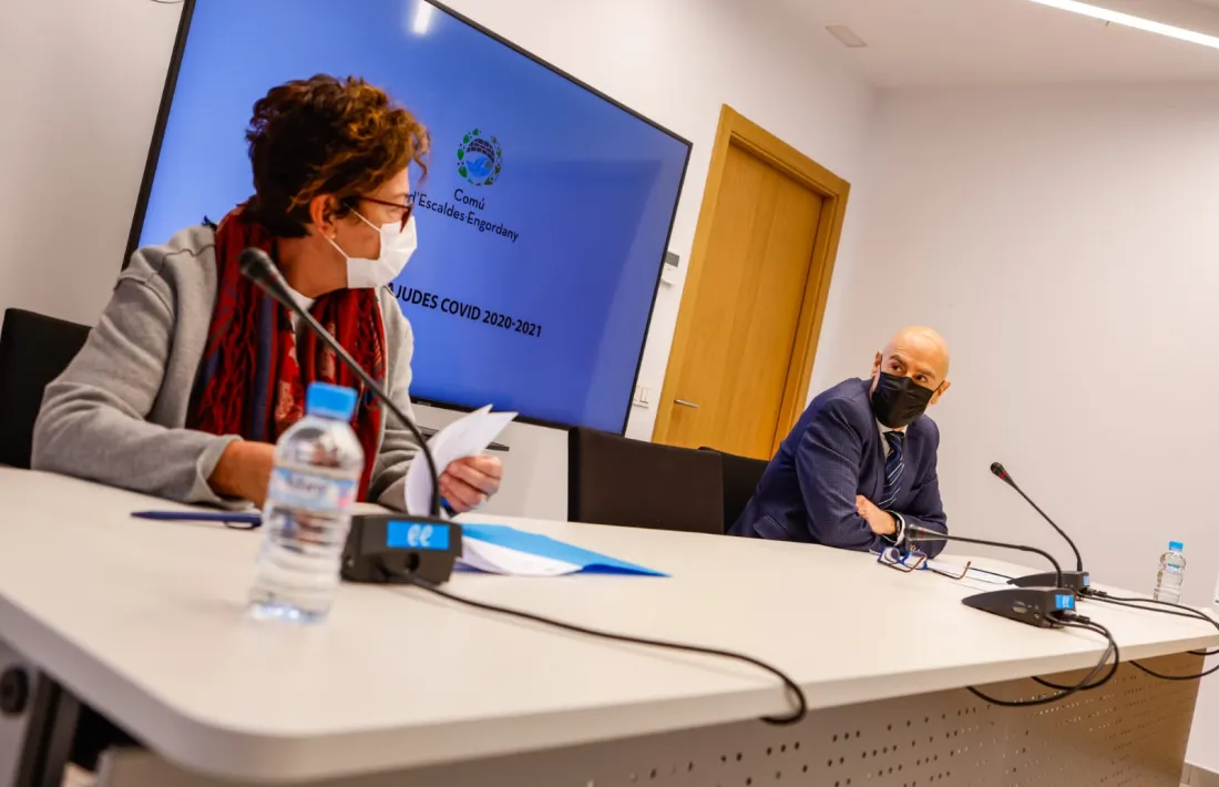 La consellera Magda Mata i el cònsol menor Joaquim Dolsa.