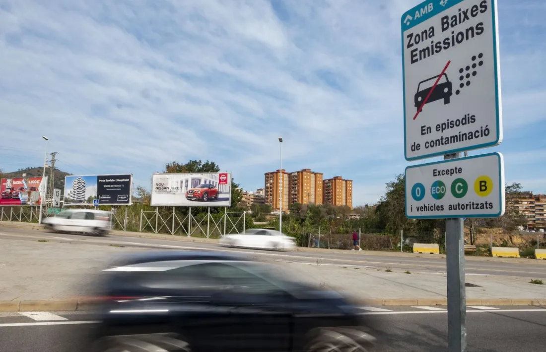 Cartell que indica la ZBE de Barcelona.