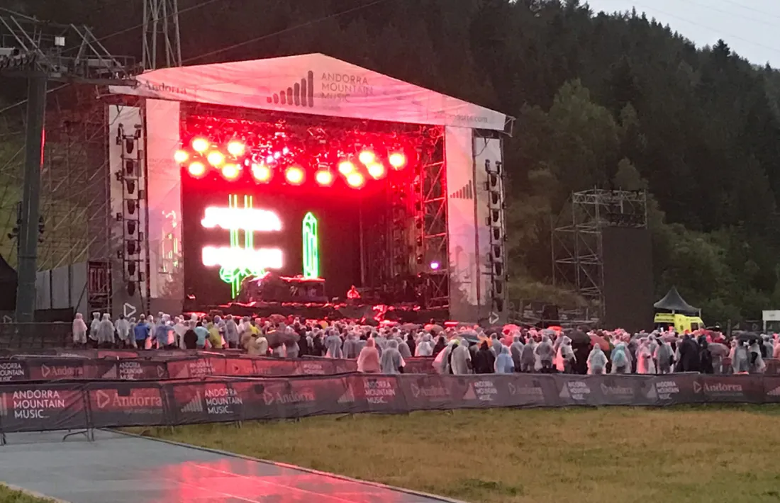 Escenari de l’Andorra Mountain Music just abans del concert de David Guetta, el 31 de juliol.