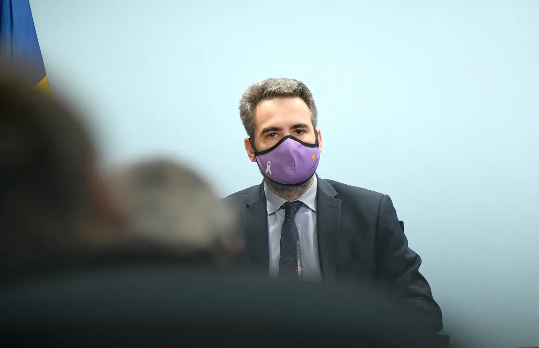 El titular de Finances i portaveu de l’executiu, Eric Jover, en la compareixença posterior al consell de ministres d’avui.